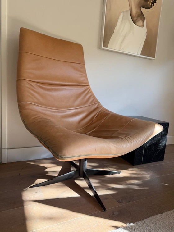 Bodilson Turner – Sillones, Cuero, Metal (photo 3 of 8)