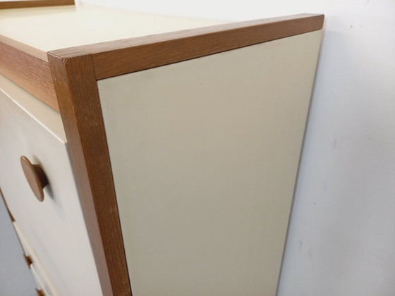 Image 1 of Secrétaire meuble de rangement vintage en bois de chêne et mélaminé blanc écru des années 70