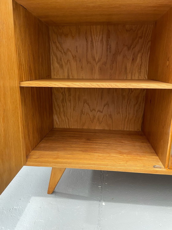 Image 1 of U-450 kast in eiken van Jiří Jiroutek voor Interiér Praha, Tsjecho-Slowakije, jaren 1960