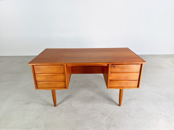 Image 1 of Original Midcentury Schreibtisch Falster Svend Å. Madsen Teak