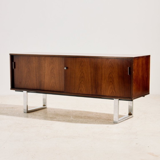 Image 1 of Buffet MK11326 en palissandre, conçu par Trevor Chinn et Ray Leigh pour Gordon Russell.