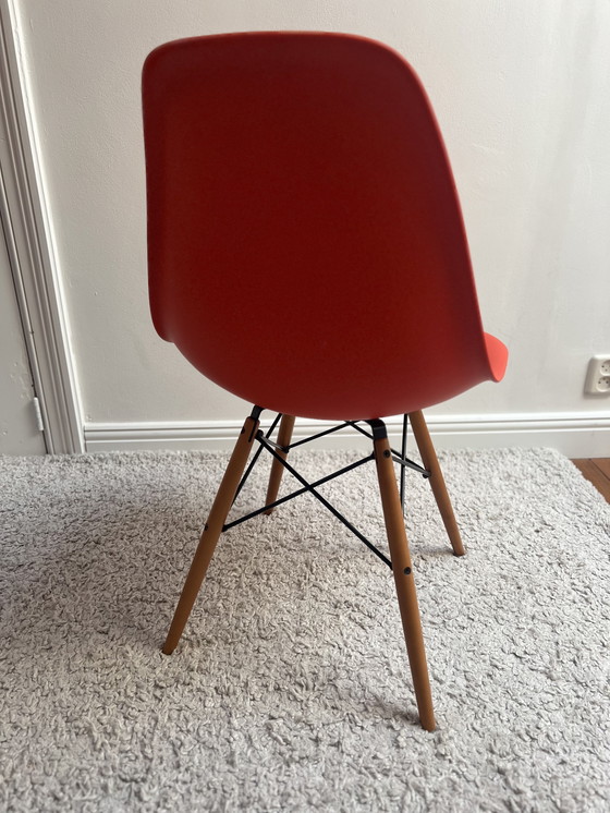 Image 1 of Vitra Eames DSW original rot