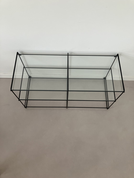 Vintage Wandkastje Zwart Met Glazen Plaatjes – Wandrek, Metal, Glass (photo 3 of 6)