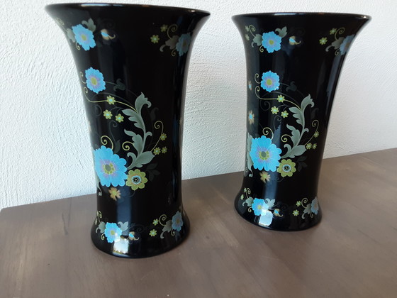 Image 1 of Twee Vintage Vazen Gouda Plateel