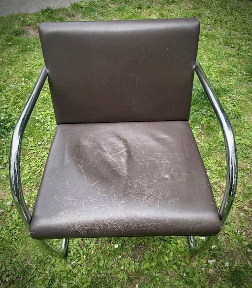 3x Brno chaises Mies van der Rohe
