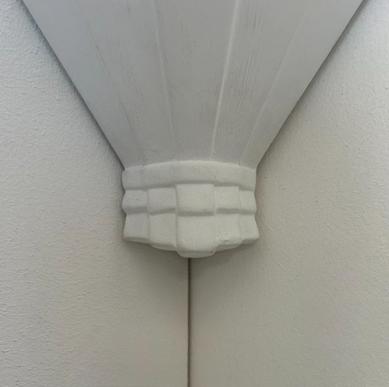 Image 1 of Een paar vintage hoekwandlampen, mat wit gips, Frankrijk, 1970