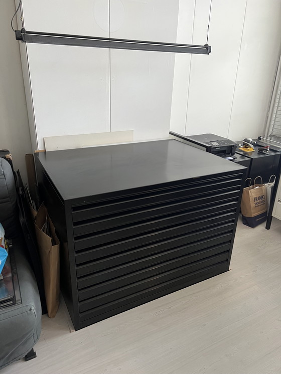 Image 1 of Cassettiera in metallo nero