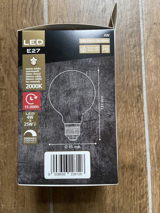 Image 1 of Celadon pâte-sur-pâte porcelain table lamp with bronze mount