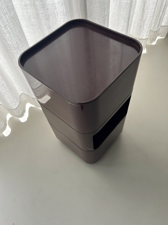 Componibili vintage Kartell Brown di Anna Castelli quadrati – Armadi contenitori, Plastic (photo 3 of 8)