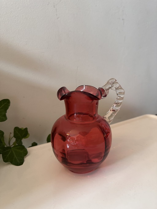 Cranberry-Krug aus italienischem Glas