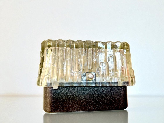 Image 1 of Rechteckige Wand- oder Deckenleuchte mit bündiger Glasfassung