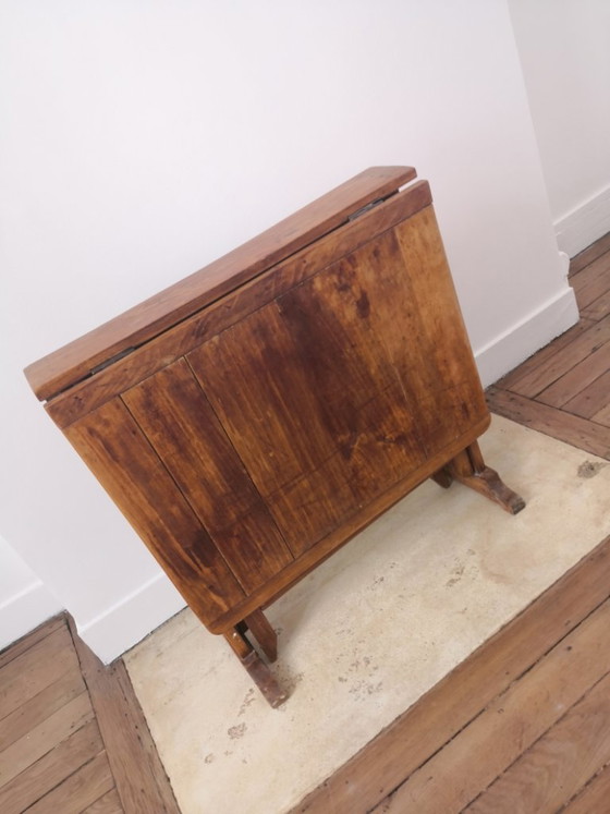 Image 1 of Folding table