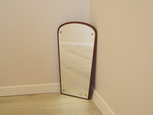 Specchio con cornice in legno, design danese, anni '80, prodotto in Danimarca