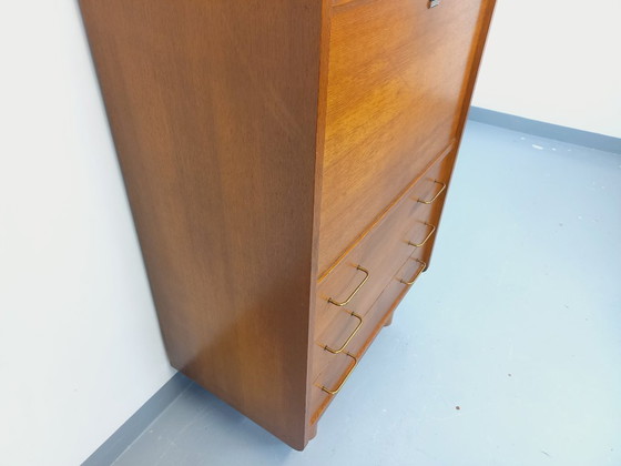 Image 1 of Vintage eikenhouten secretair bureau uit de jaren 50/60.