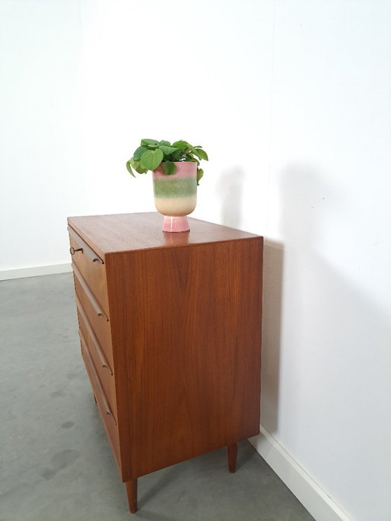 Image 1 of Teak Deense ladekast met 4 lades