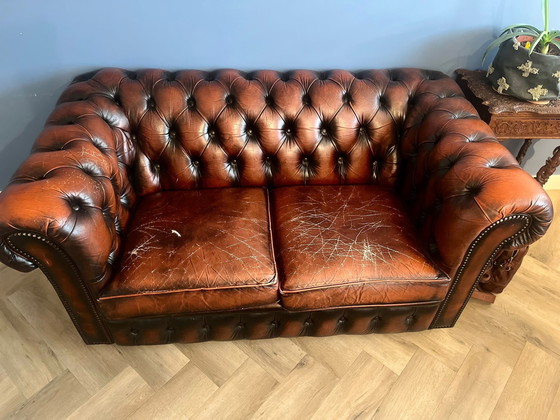 Image 1 of Chesterfield Tweezitsbank