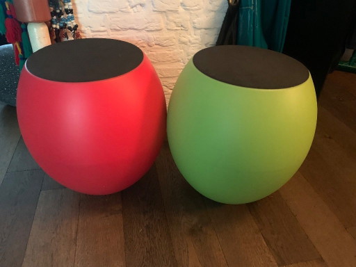 Tumblöser, wackeliger Hocker, 2-teiliges Design