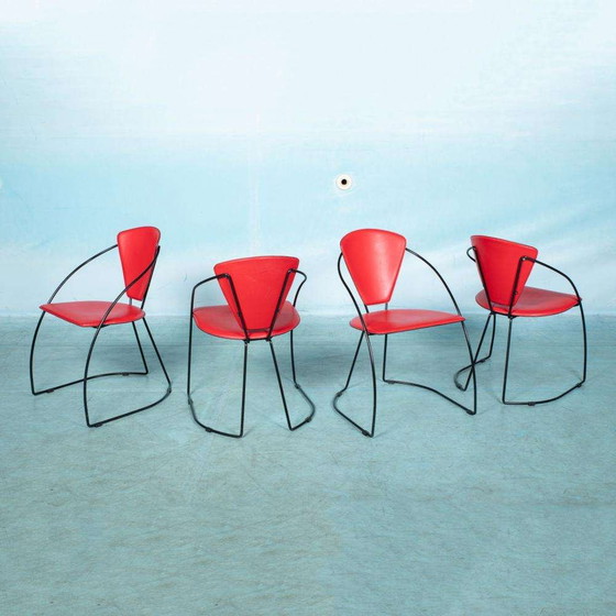 Image 1 of Ensemble de 4 chaises Linda d'Arrben, design italien des années 80