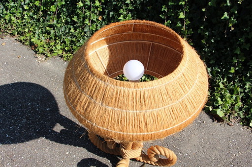 Grote touw- en raffialamp van Audoux Minet