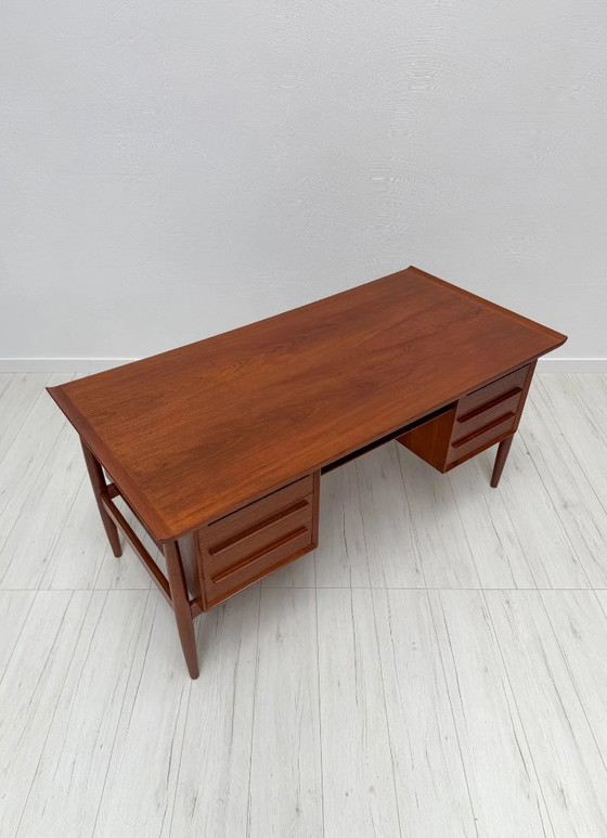 Image 1 of Vintage Deens Teakhouten schrijfbureau van Arne Vodder voor H.P. Hansen, jaren zestig