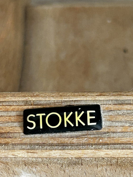 Image 1 of Chaise d'équilibre Stokke Varier