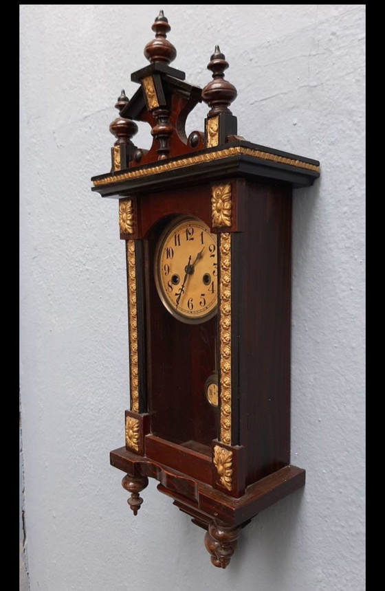 Reloj de pared de péndulo de madera RA con adornos dorados – Relojes, Glass, Wood (photo 2 of 5)