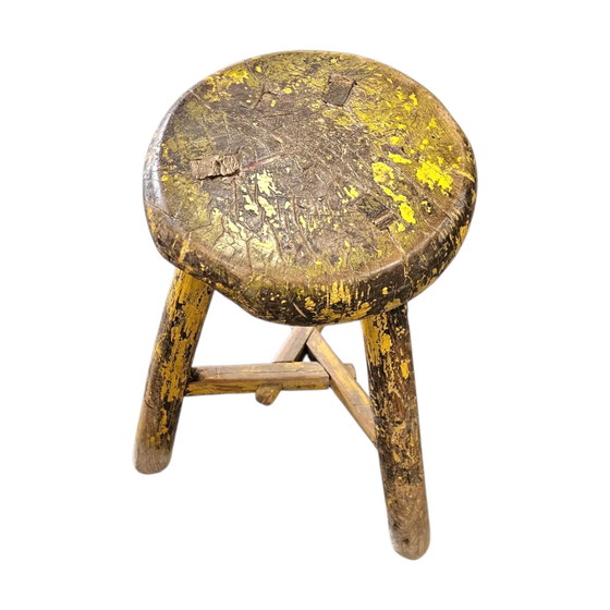Primitieve houten driepoot kruk / hoogte 52 cm – Krukjes (photo 15 of 23)