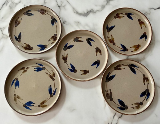 Lotto piatti vintage in gres smaltato con decoro floreale, Grès de France, Stoviglie, Ceramica, Multicolore (foto 3 di 7)