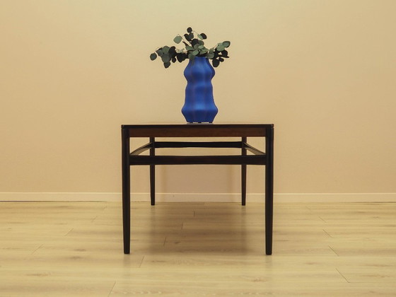 Danish rosewood coffee table, 1970s, Mid-Century Modern (photo 5 of 10)