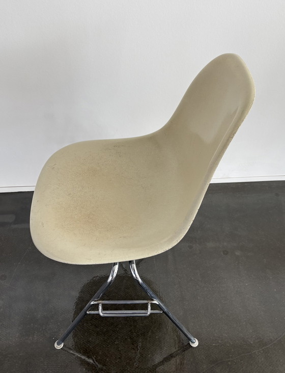 Image 1 of Eames Vitra Side Chair