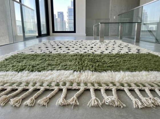 Image 1 of Alfombra bereber marroquí decorada, 250 cm x 150 cm.