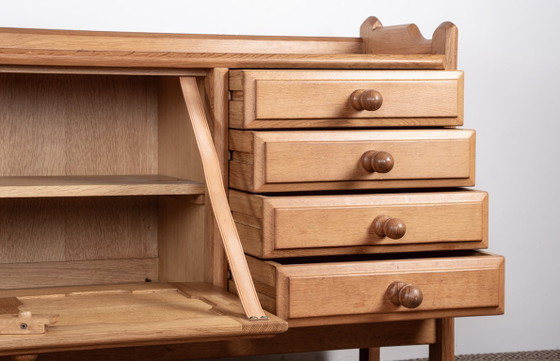 Image 1 of Französisches Sideboard aus massiver Eiche von Guillerme und Chambron für Your Home 1960.