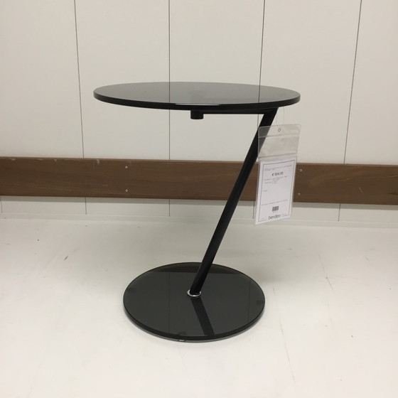 Image 1 of Mesa auxiliar Ronald Schmitt K62