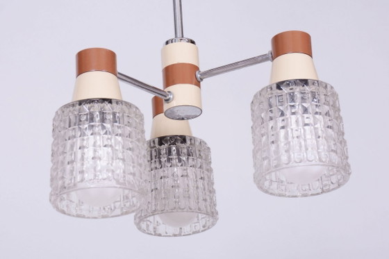 Lampadario restaurato di metà secolo, di Drukov, acciaio cromato, vetro, ceco, anni '70 – Glass, Metal (photo 3 of 11)