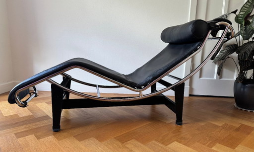 Cassina - Le Corbusier LC4 – chaises longue, Leather, Metal
