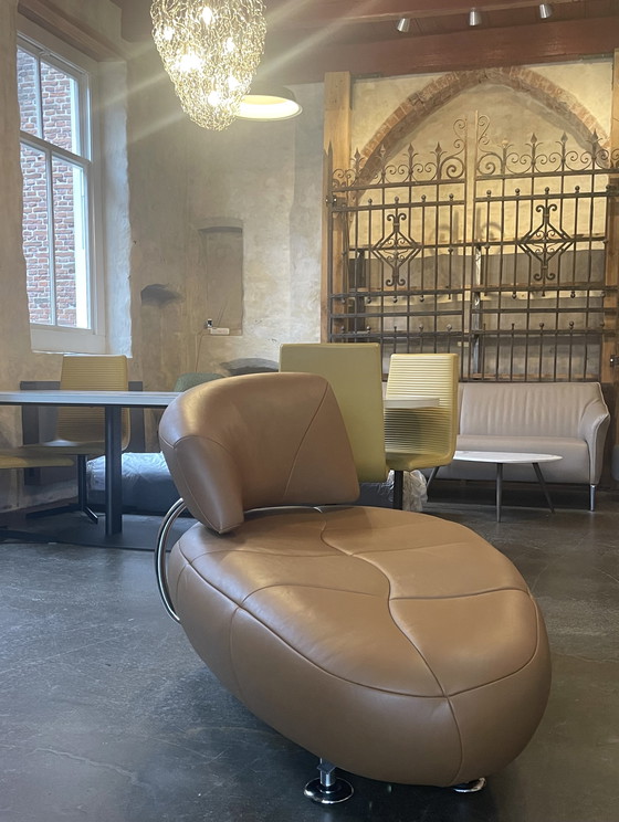 Image 1 of Poltrona/chaise longue Leolux Kikko in pelle Noli