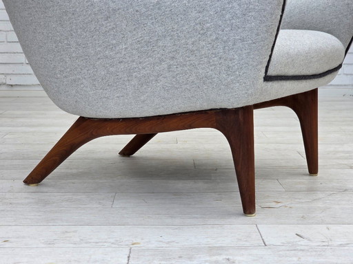 1960s, Danish design by Illum Wikkelsø, model ML 140, stool, reupholstered.