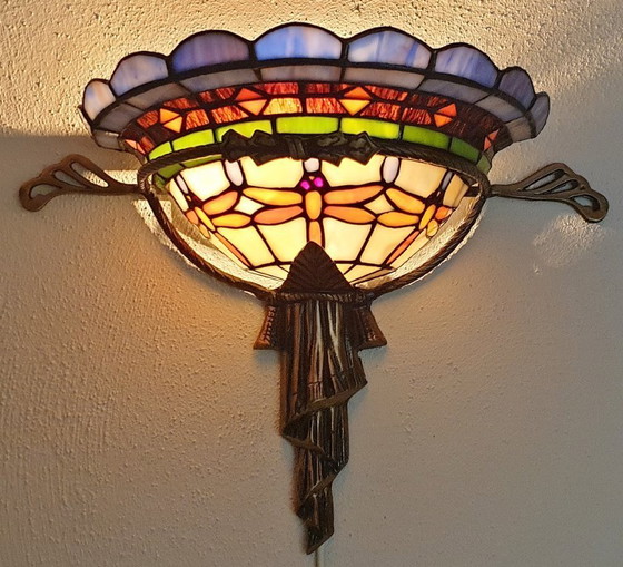 Image 1 of Unieke oude tiffany / glas in lood wandlamp met Dragonfly's