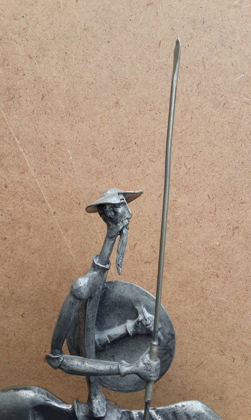 Sculpture Michel Laude, Don Quichotte en étain, 1970, Artebouc