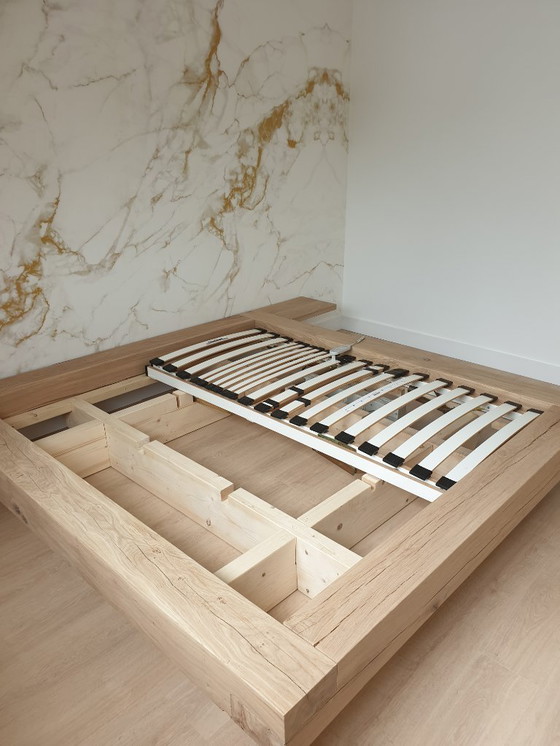 Image 1 of Cama de roble macizo 180x200