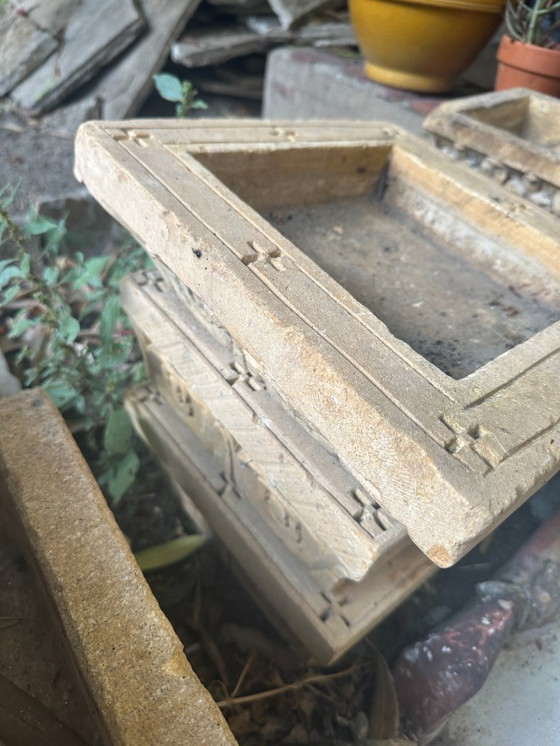 Image 1 of Lotto di vecchie vasche in pietra intagliata - Artigianato indiano