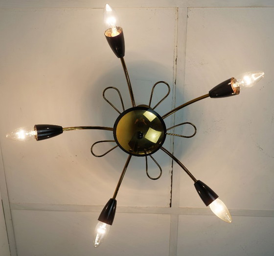 Bellissima PLAFONIERA ragno Sputnik Mid Century anni '50 Ottone Metallo Plastica Stile Mid Century Stilnovo (photo 4 of 13)