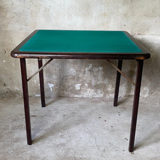 Mesa plegable tipo puente
