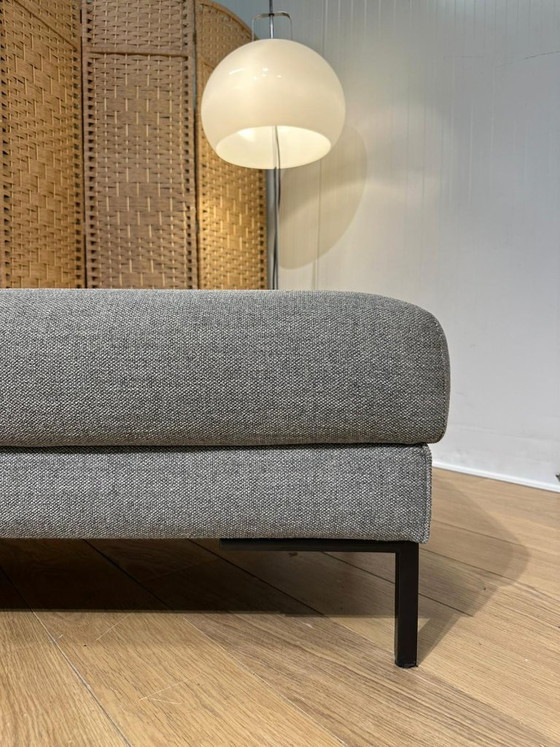 Come nuovo Design on Stock Aikon Lounge Poggiapiedi Milton Magnet, Poggiapiedi e pouf, Altro, Metallo, Grigio (foto 4 di 7)