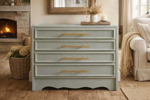 Commode - vert tendre avec poignées en laiton