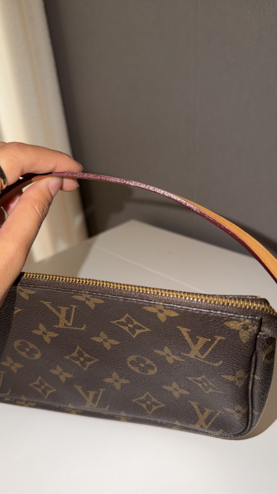 Louis Vuitton Pochette Accessories Monogram – Vintage – Other bags, Nylon (photo 8 of 14)