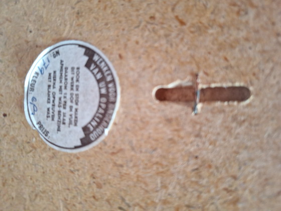 Image 1 of Opaline object Mary with baby Jesus