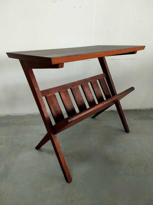 Vintage 1950s/60s book table side table magazine table (Van Teeffelen style)
