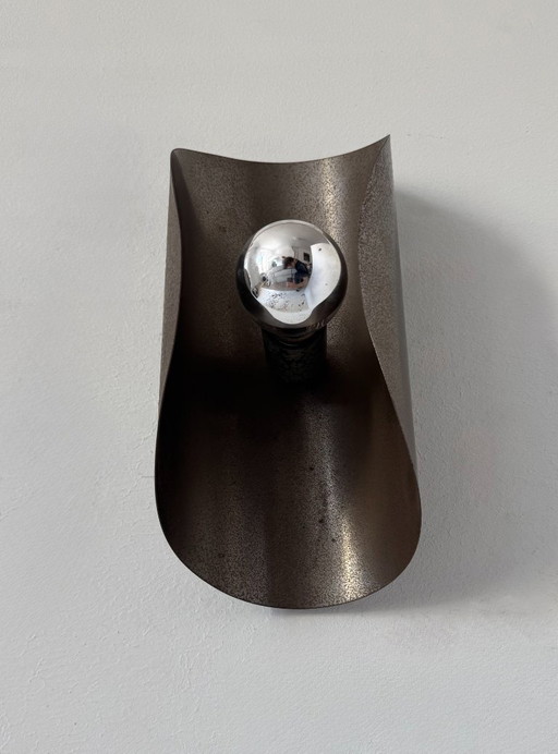 Coppia di applique da parete vintage, acciaio piegato, Francia, 1970