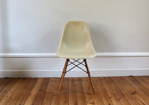 Vintage Eames DSW-stoel van Herman Miller, Mobilier International, 1960